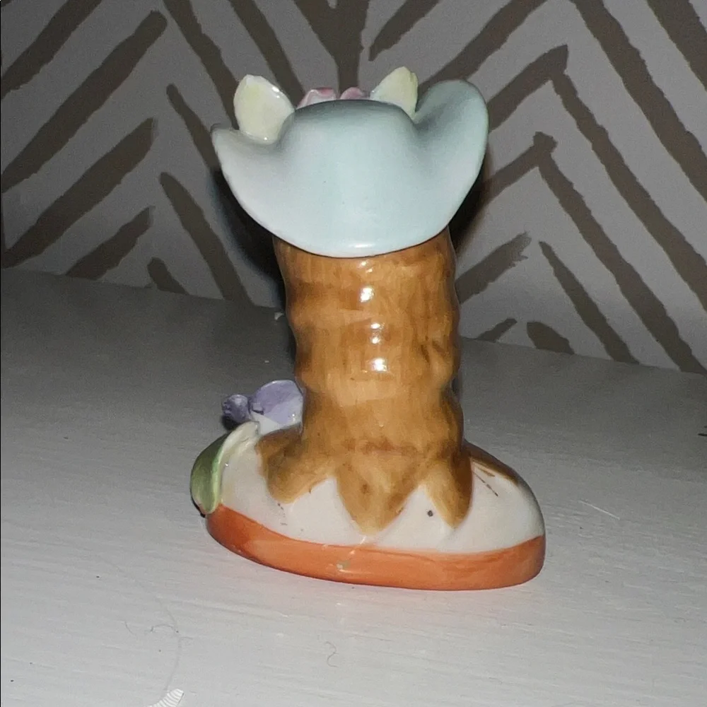 Vintage Ceramic Lady Bust with Floral Hat